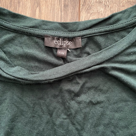 NWOT Eclipse Cropped Tee - Picture 4 of 7